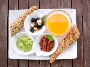 酵素ドリンクで朝食置き換えは本当に効果的？口コミからわかる真実とは？